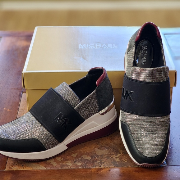 NEW Michael Kors Felix Trainer Glitter Sneakers - Picture 1 of 1